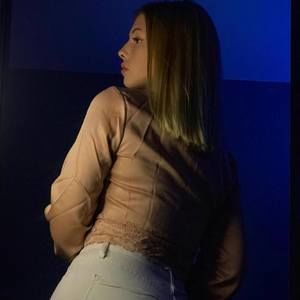 Meet your Posher, Aurora